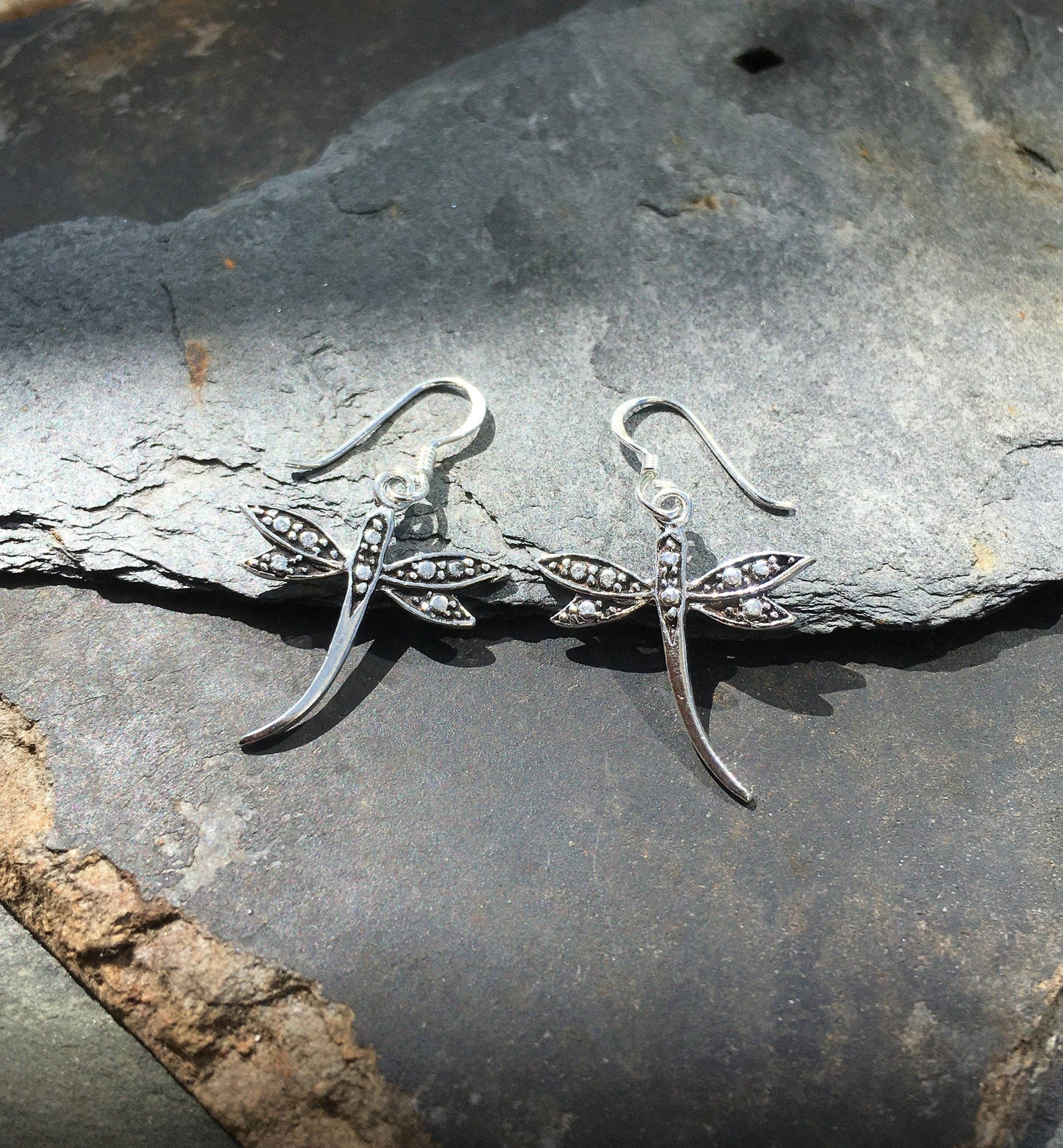 Bluelily925silver - E357B -dragonfly drop earrings