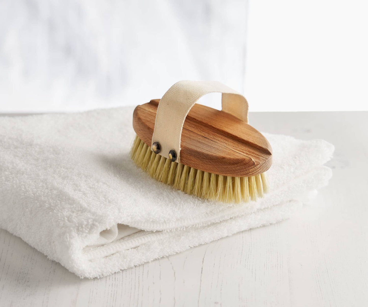 ecoLiving - Wooden Bath Brush with a Replacement Head (FSC 100%)