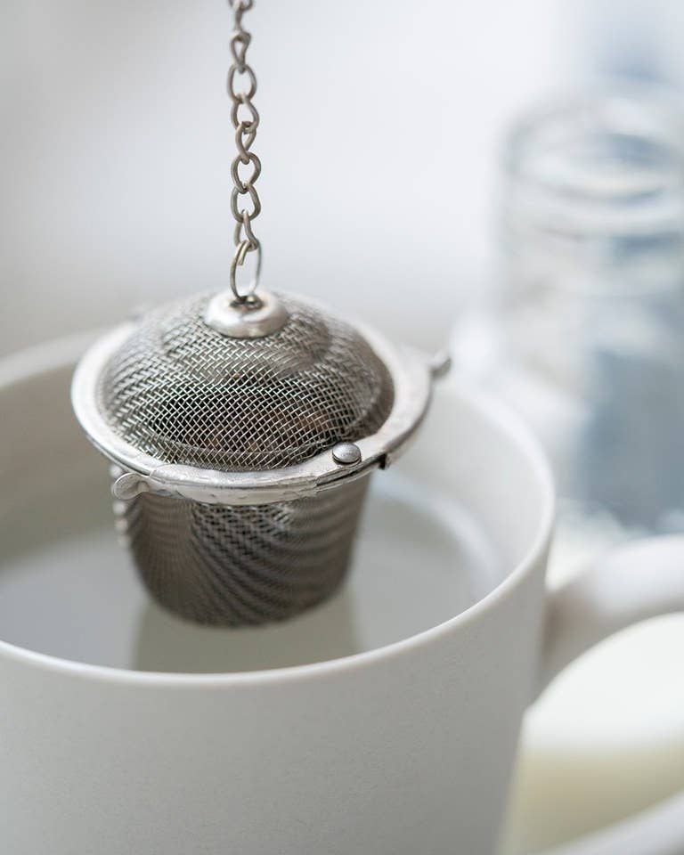 ecoLiving - Tea Basket - Stainless Steel Loose Leaf Tea Infuser