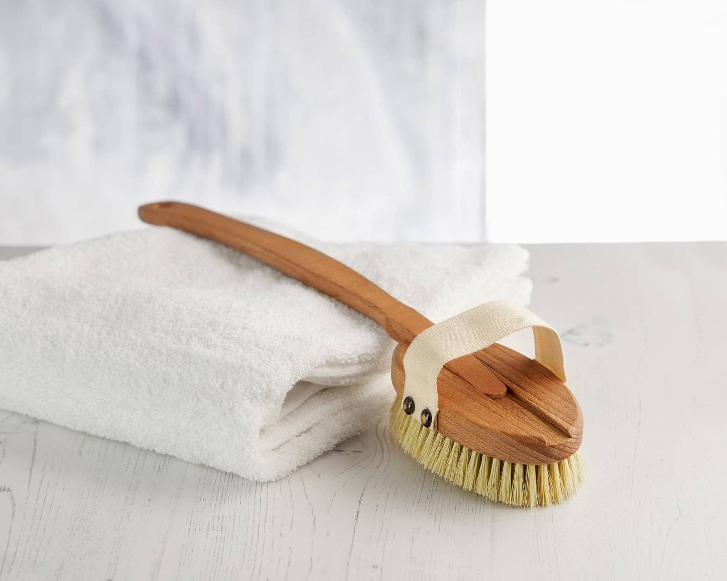 ecoLiving - Wooden Bath Brush with a Replacement Head (FSC 100%)