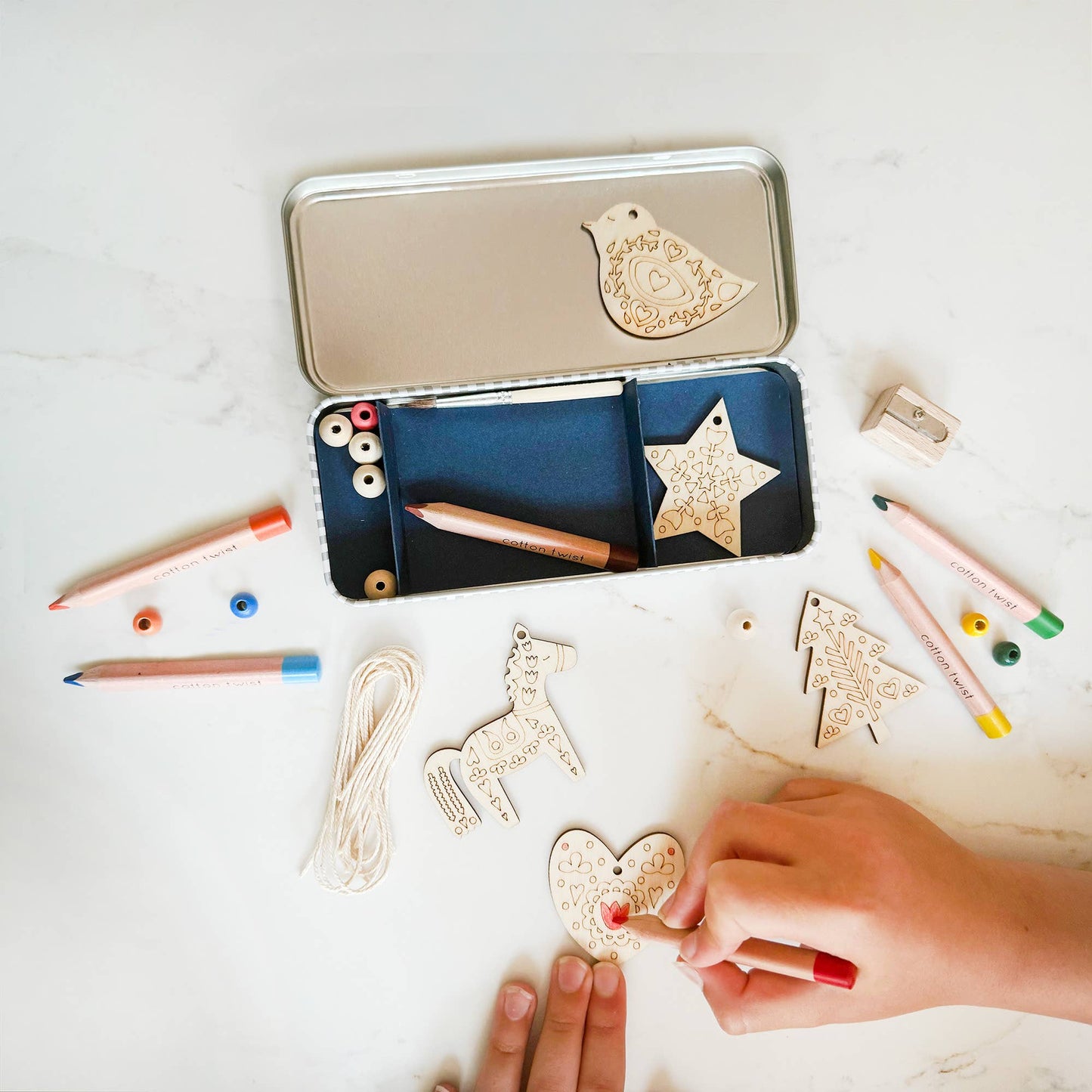 Cotton Twist - Folk Art Christmas Decoration Kit