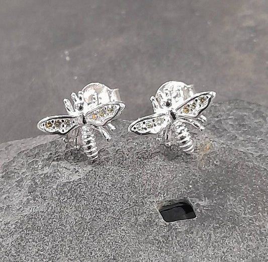 BEE STUD 11MM